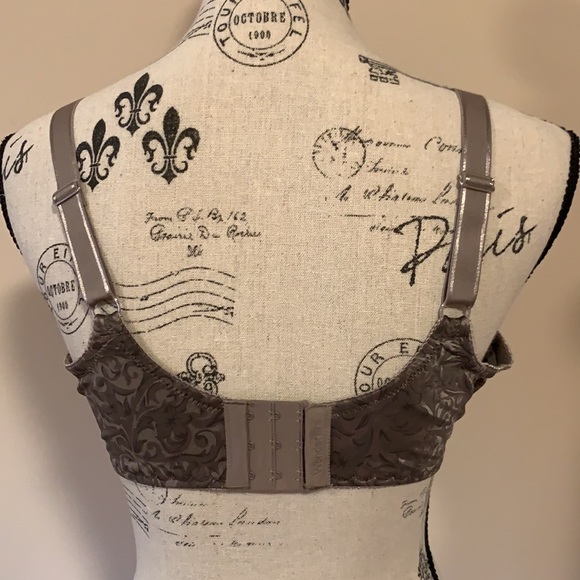 High support grey bra - Picture 2 of 3